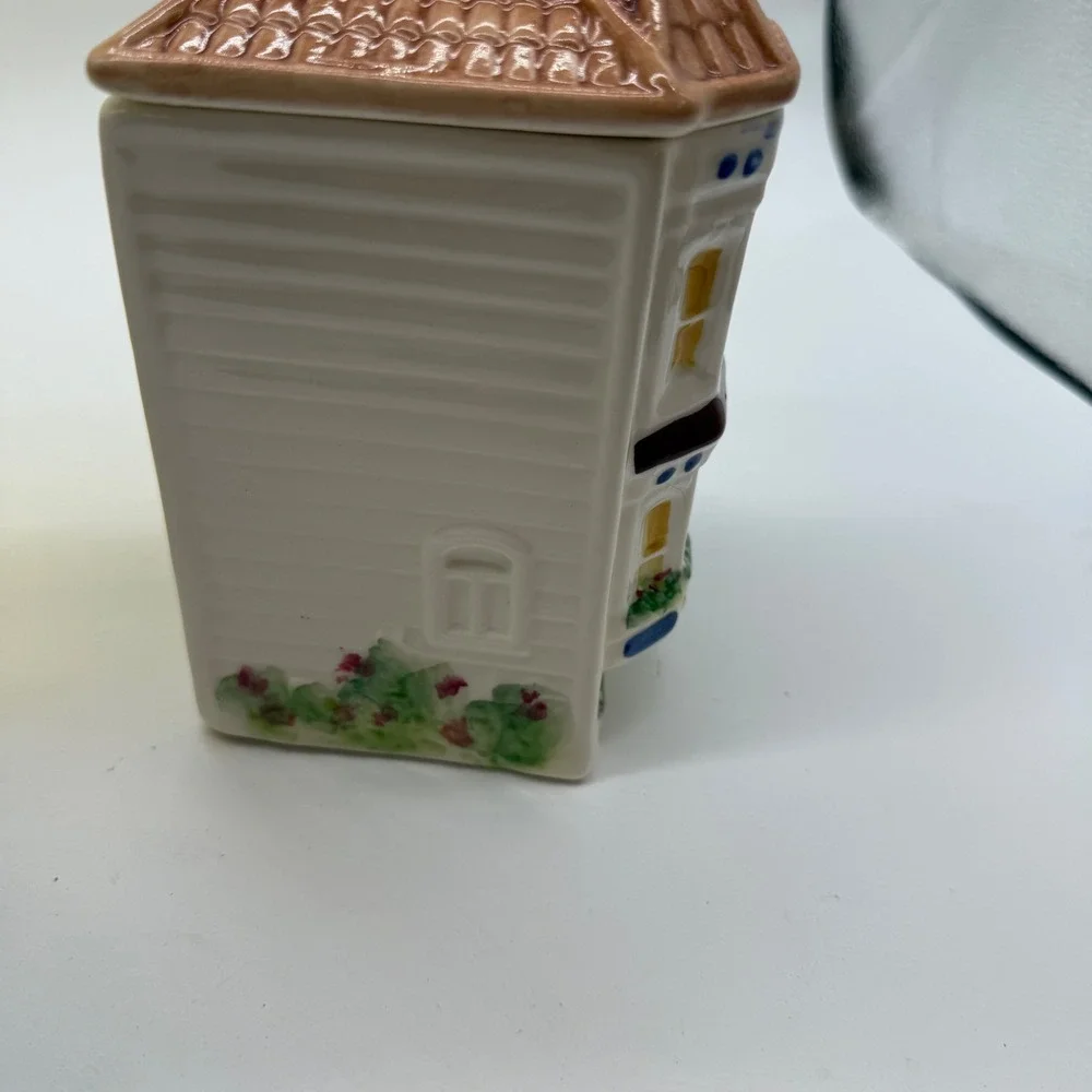Avon Townhouse Canister Collection Small Ceramic Victorian House Brazil Vintage